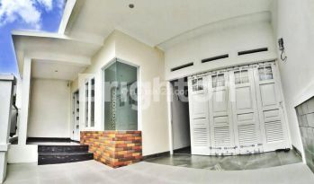 RUMAH BANGUNAN BARU DI RAWAMANGUN