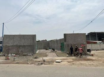 DISEWAKAN GUDANG DALAM PEMBANGUNAN DI DEKAT HARAPAN INDAH