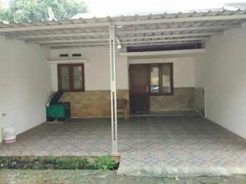 Disewakan Rumah baru renovasi pinggir jln raya dkt RSUD,The Park Mall