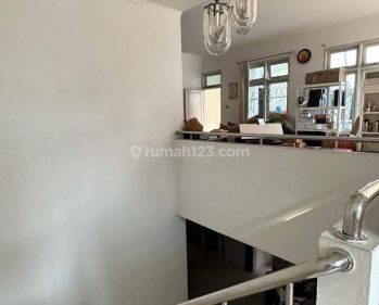 Lepas Cepat Rumah Puri Kencana kondisi rapih