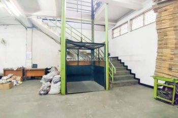 Gudang di Dukuh Kupang,mayjen Sungkono,Putat,