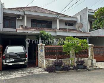 Dijual Rumah Bagus Jalan Utama Pondok Bambu Jaktim 2 Lantai