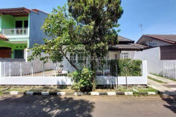 Rumah Strategis Nyaman di Komp. Arcamanik Soekarno Hatta Bandung