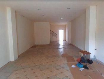 Disewakan  Ruko 3,5 Lantai , Luas 300m2 di Jl.Pemuda, Rawamangun