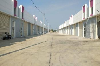 Gudang aeropolis LT 136 ,80 jt nego