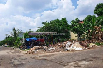 Kavling Taman Golf Modernland Tangerang. Hoek Hadap Utara Timur