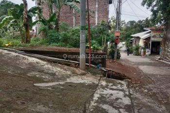 Tanah Sekaran Gunungpati Sudah Ada Pondasi Siap Bangun