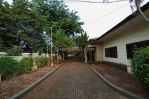thumbnail-spacious-house-with-nice-huge-garden-at-kuningan-area-2