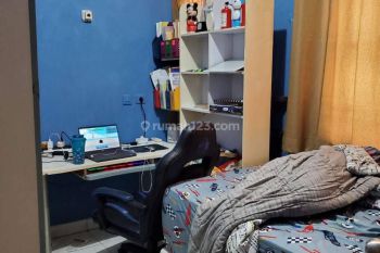 Rumah di Taman surya dekat palem citra Jakarta