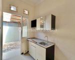 thumbnail-sewa-rumah-sukolilo-dian-regency-2-semi-furnished-hadap-selatan-7