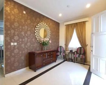 Fully Furnished Rumah di Atas Mall Kelapa Gading