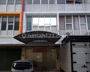 Di jual ruko CBD taman surya jakbar Dekat Lottemart
2.5 lt