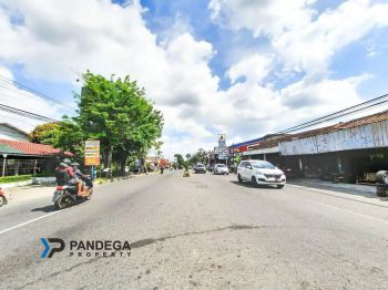 Ruang Usaha Jombor Jl Magelang Km 8 Dekat JCM, SCH, Cocok Kantor,Usah