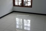 thumbnail-rumah-hook-siap-huni-bebas-banjir-carport-luas-2