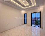 thumbnail-rumah-mewah-classic-modern-townhouse-dekat-stasiun-lenteng-agung-3