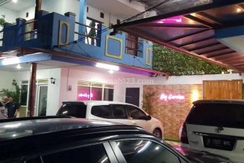 Hotel dijua dengan 50 kamar tidur hanya 10 menit dari gerbang tol Buah Batu