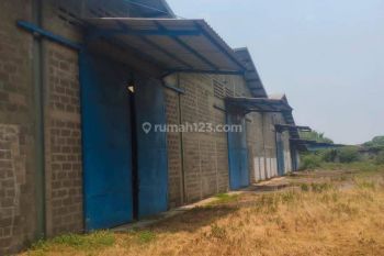 Gudang di Jati Uwung LT 12000m2/LB 3500m2, Office dan Parkir luas