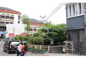 For Rent Ruko Hook Depan Kampus Widyatama Bandung