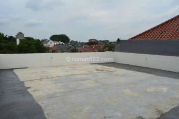 Dijual Luxury House di Daerah Kemang Ff