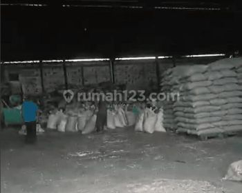 Dijual Gudang Di Raya Salembaran Ex Gudang Plastik, Tangerang, Siap Pakai
