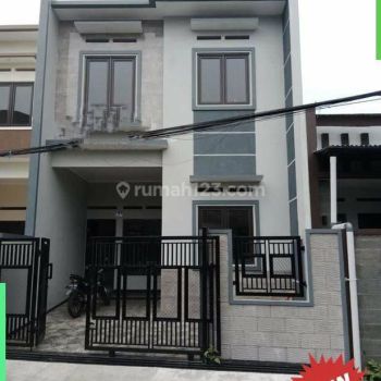 Toplah Rumah Dua Lantai Dekat Trans Studio Kota Bandung 230M9