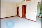 thumbnail-taman-anggrek-condominium-unit-31-br-city-view-dijual-cepat-14