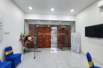 Dijual Ruko 2 Lantai Semi Furnished Dan Full Renovasi Lokasi Jl. Karya Bakti