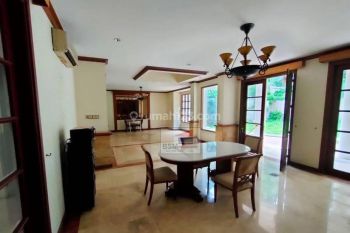 Rumah Sedang Renovasi di Villa Cinere Mas, Lingkungan Aman Tenang