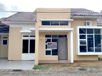 Rumah Dkt Sekolah Sewa Murah Jl Karya baru pontianak