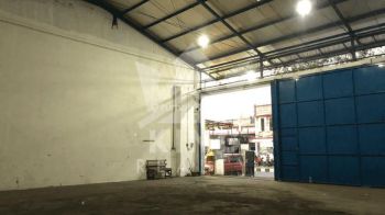 Di Jual Gudang di Jl Wolter Mangunsidi, Semarang Bagus SHM