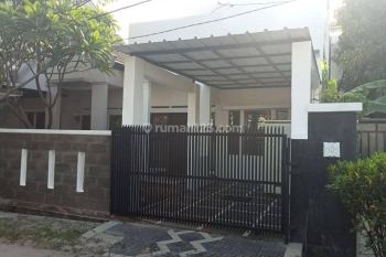 Dijual Rumah bebas banjir di Komplek Istana kawaluyaan Kota Bandung