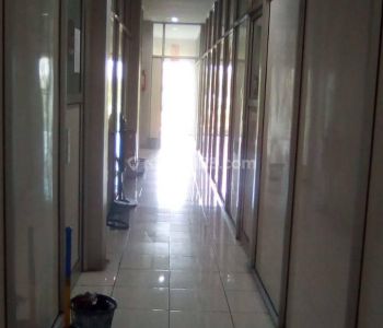Ruangan Untuk Kantor Gudang di Bintaro Dekat Sektor 9 Parigi