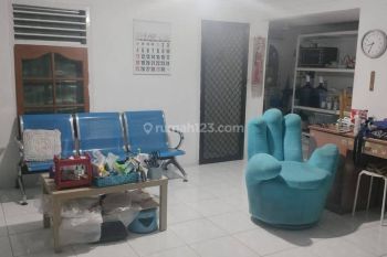 Jual Cepat Rumah Pluit Putra 10x20 Harga Murah 1.5 Lantai