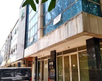Disewakan Ruko Boulevard Taman Tekno 3 Lantai Gandeng, di Tangsel