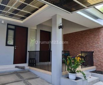Dijual Rumah Baru Ada Kolam Renang Pondok Ranji Nempel Bintaro Jaya Tangsel