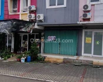 Ruko 2 lantai second Boulevard strategis