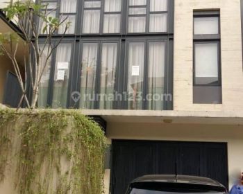 Disewakan Rumah di Lancewood Navapark BSD