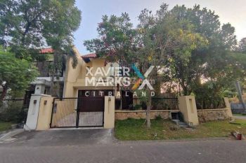 Rumah Graha Family, Hadap Jalan Raya