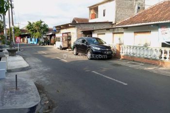 500 Meter Jalan Raya Jl. Menteri Supeno , Tanah Umbulharjo Jogja