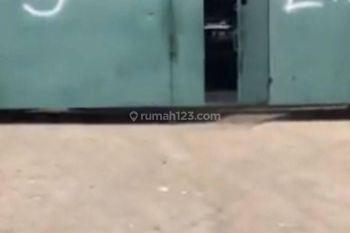 Gudang di Jl. Pondok Kacang, Ciledug-tangerang Kota., Tangerang 800 m Bagus SHM