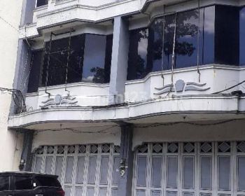 Murah Via Balai Lelang, Ruko 3 Lantai Di Area Bisnis Jl Malabar