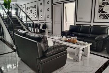 DIJUAL RUMAH MEWAH+KONTRAKAN DI LEGOK