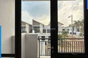 Strategis Rumah Podomoro Park Kluster Fashagriya Bandung 156P1