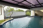 thumbnail-for-rumah-dengan-infinity-pool-design-modern-tropis-nuansa-resort-lokasi-sangat-12