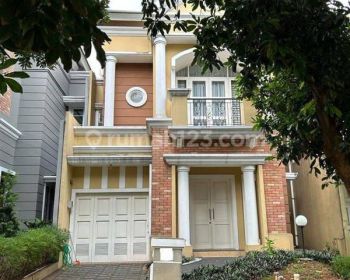 Rumah 2 lantai depan mall summarecon