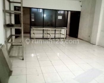 Jual Cepat Ruko 4 Lantai di Jl Raya Ciputat Tangerang Selatan.