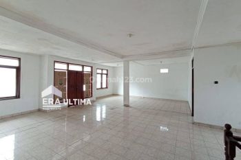 Ruko Strategis Siap Pakai di Caringin