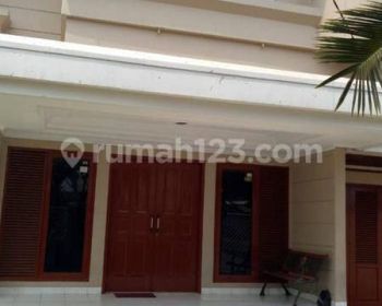 Rumah 2 Lantai di Pulo Gebang Jakarta Timur, Jakarta Timur