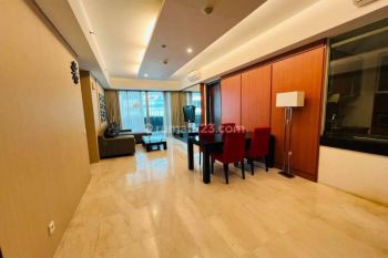 Cosmo 2 BR Balcony + 1 Maid Room 124 m² Kemang Village