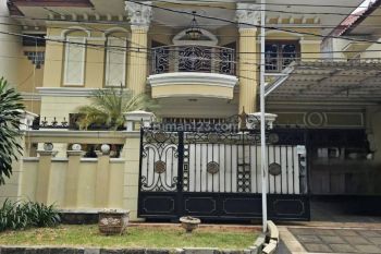 Lebak Bulus Rumah Classic Depan Taman Dalam Komplek